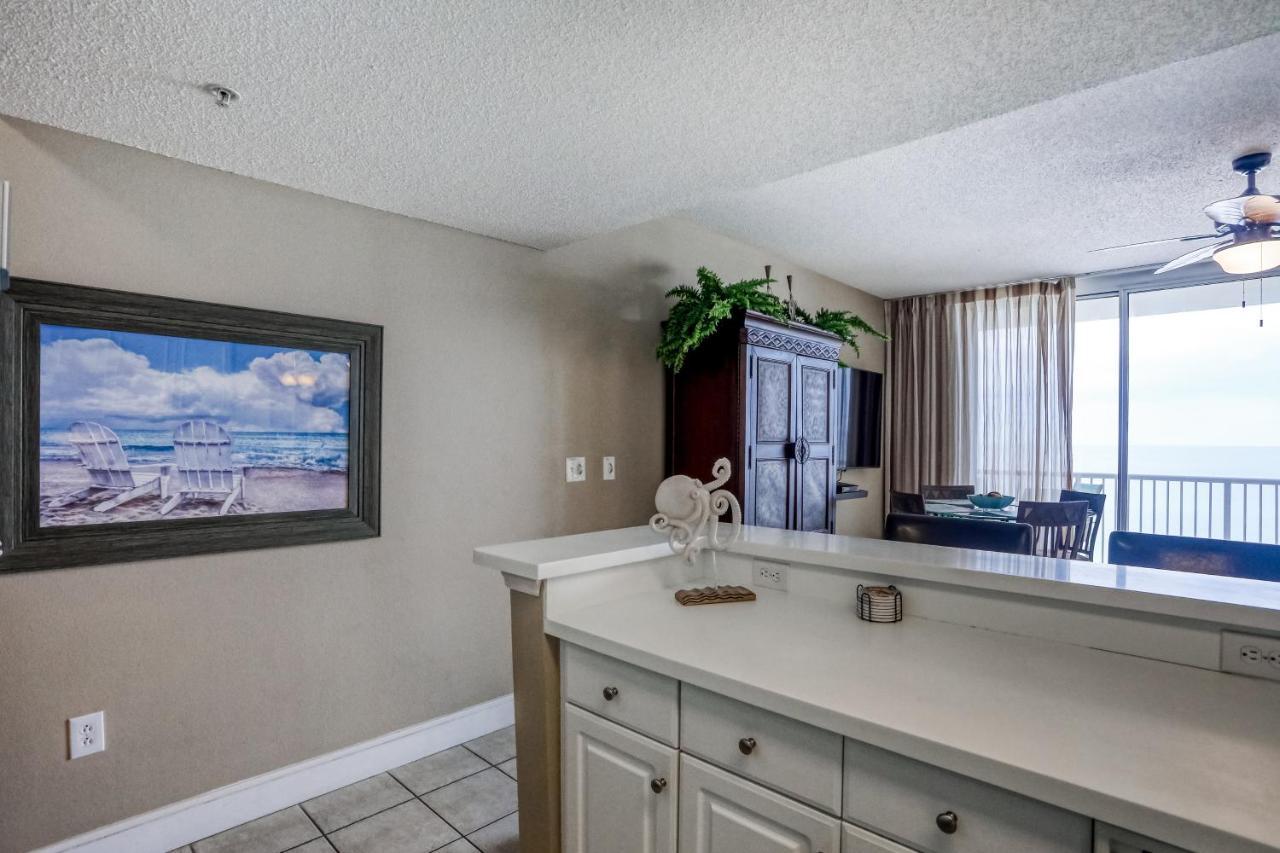 Majestic Beach Resort Tower 1-711 Panama City Beach Exterior photo